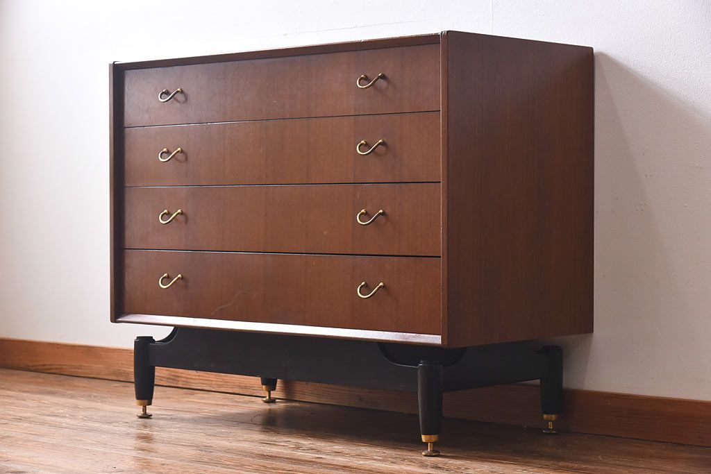 ヴィンテージ家具 北欧ビンテージ G-PLAN(ジープラン) BBシリーズ サイドボード(サイドチェスト、引き出し)