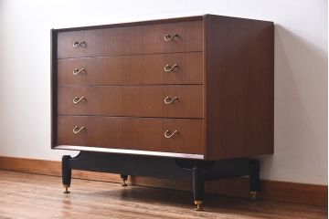 ヴィンテージ家具 北欧ビンテージ G-PLAN(ジープラン) BBシリーズ サイドボード(サイドチェスト、引き出し)