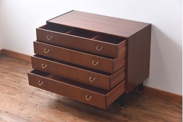 ヴィンテージ家具 北欧ビンテージ G-PLAN(ジープラン) BBシリーズ サイドボード(サイドチェスト、引き出し)