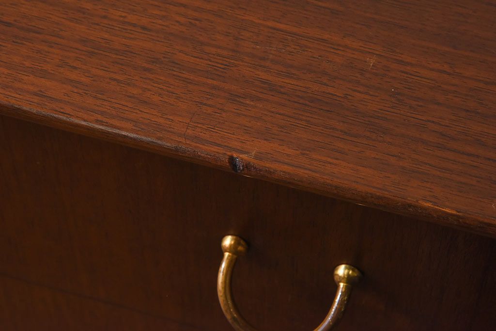 ヴィンテージ家具 北欧ビンテージ G-PLAN(ジープラン) BBシリーズ サイドボード(サイドチェスト、引き出し)