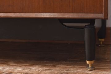 ヴィンテージ家具 北欧ビンテージ G-PLAN(ジープラン) BBシリーズ サイドボード(サイドチェスト、引き出し)