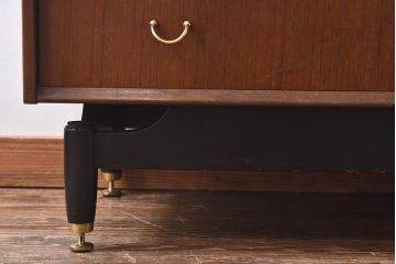 ヴィンテージ家具 北欧ビンテージ G-PLAN(ジープラン) BBシリーズ サイドボード(サイドチェスト、引き出し)