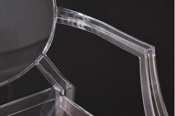 中古　Kartell(カルテル)　Louis Ghost(ルイ・ゴースト)　アームチェア(椅子)(定価約4万6千円)