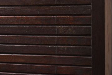 アンティーク家具　イギリスアンティーク　蛇腹式の扉が個性的なファイリングキャビネット(書類ケース、チェスト)