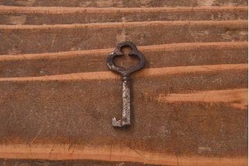 アンティーク家具　イギリスアンティーク　蛇腹式の扉が個性的なファイリングキャビネット(書類ケース、チェスト)