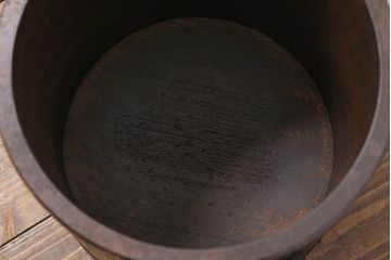 アンティーク雑貨　古民具・骨董　味わいのある趣が魅力的な一斗枡(鉢カバー)