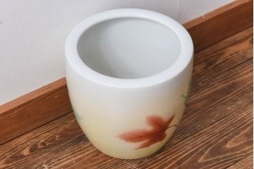 アンティーク雑貨　ノリタケ・則武(日陶)　楓の図　シンプルなデザインの火鉢(手あぶり、鉢カバー)