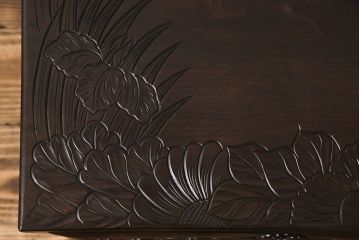 中古　伝統工芸　日光彫り　美しい意匠の小箪笥(小引き出し、収納箱)