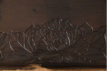 中古　伝統工芸　日光彫り　美しい意匠の小箪笥(小引き出し、収納箱)
