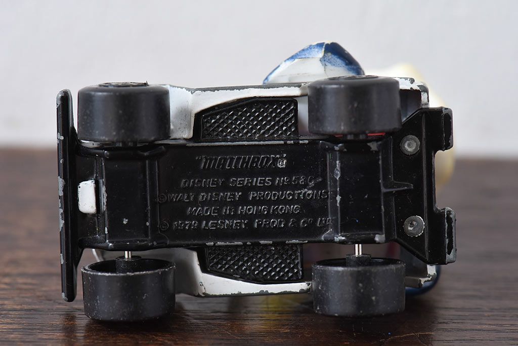 アンティーク雑貨　LESNEY社(レズニー)　matchbox(マッチボックス)　ディズニーシリーズ　NO.6　ドナルドダック　ミニカー(おもちゃ)