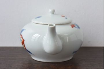 アンティーク雑貨　今泉今右衛門　柘榴文があしらわれた上品な急須(ティーポット)