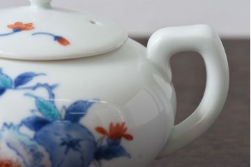 アンティーク雑貨　今泉今右衛門　柘榴文があしらわれた上品な急須(ティーポット)