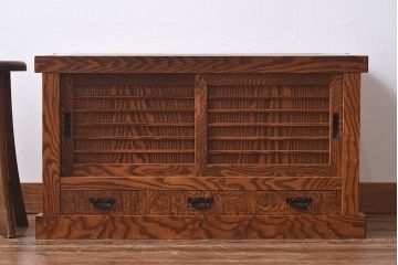 江戸指物　摺り漆(拭き漆)　総無垢　独特な木目が目を引くタモ材の小箪笥(サイドボード、箪笥、収納棚)(定価約60万円)