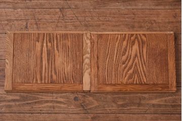 江戸指物　摺り漆(拭き漆)　総無垢　独特な木目が目を引くタモ材の小箪笥(サイドボード、箪笥、収納棚)(定価約60万円)