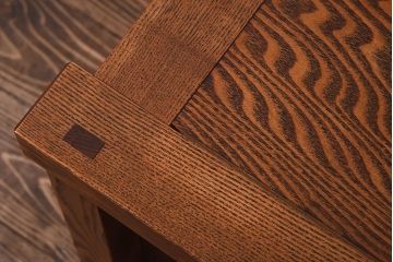 江戸指物　摺り漆(拭き漆)　総無垢　独特な木目が目を引くタモ材の小箪笥(サイドボード、箪笥、収納棚)(定価約60万円)