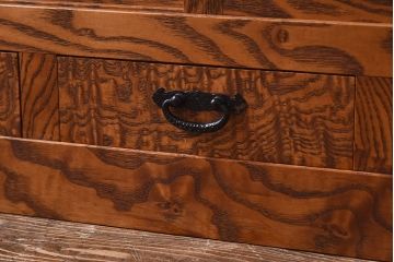 江戸指物　摺り漆(拭き漆)　総無垢　独特な木目が目を引くタモ材の小箪笥(サイドボード、箪笥、収納棚)(定価約60万円)