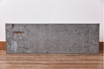 レトロ家具　昭和レトロ　錆のある風合いが魅力的なブリキガラスケース(ショーケース、飾り棚)(1)