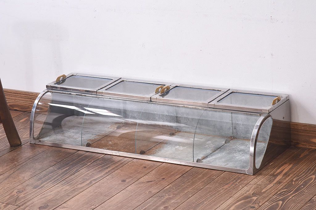 レトロ家具　昭和レトロ　錆のある風合いが魅力的なブリキガラスケース(ショーケース、飾り棚)(2)