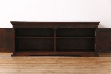 中古　神居民芸　木の味わいとシックな雰囲気が魅力のローボード(サイドボード、整理棚)