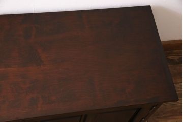 中古　神居民芸　木の味わいとシックな雰囲気が魅力のローボード(サイドボード、整理棚)