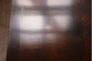 中古　神居民芸　木の味わいとシックな雰囲気が魅力のローボード(サイドボード、整理棚)