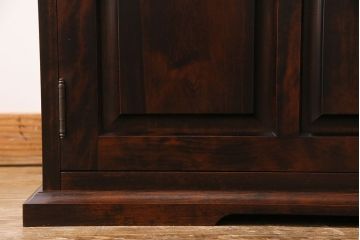 中古　神居民芸　木の味わいとシックな雰囲気が魅力のローボード(サイドボード、整理棚)