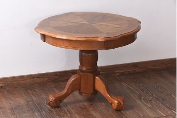 中古　イギリス家具　木目が美しいコーヒーテーブル(ラウンドテーブル、サイドテーブル)