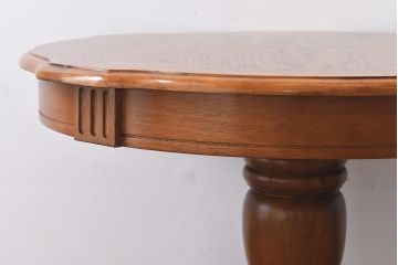 中古　イギリス家具　木目が美しいコーヒーテーブル(ラウンドテーブル、サイドテーブル)