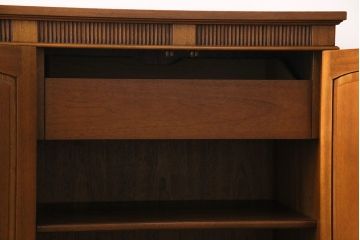 中古　DREXEL HERITAGE(ドレクセルヘリテイジ)　Triune(トライユン)　クリデンザ　サイドボード(クレデンザ、キャビネット、リビングボード)(定価約66万円)