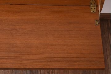 ヴィンテージ家具　北欧ビンテージ　チーク材　シンプルなライティングビューロー(簿記机、在宅ワーク、在宅用デスク)