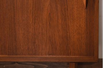 ヴィンテージ家具　北欧ビンテージ　チーク材　シンプルなライティングビューロー(簿記机、在宅ワーク、在宅用デスク)