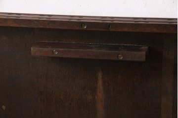 アンティーク家具　イギリスアンティーク　オーク材　見事な装飾のエクステンションテーブル(ダイニングテーブル)