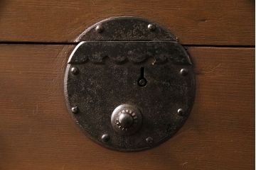 アンティーク家具　和製アンティーク　ヒノキ材　和モダンスタイルにおすすめな美濃帳場箪笥(収納棚、キャビネット)