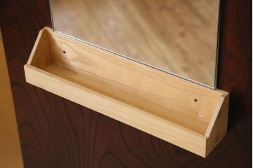 中古　伝統工芸　岩谷堂箪笥　杢目の美しい上質なワードローブ(洋服タンス、洋服箪笥)(定価60万円)