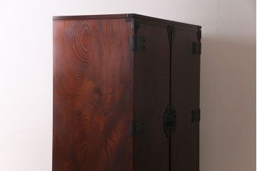 中古　伝統工芸　岩谷堂箪笥　杢目の美しい上質なワードローブ(洋服タンス、洋服箪笥)(定価60万円)