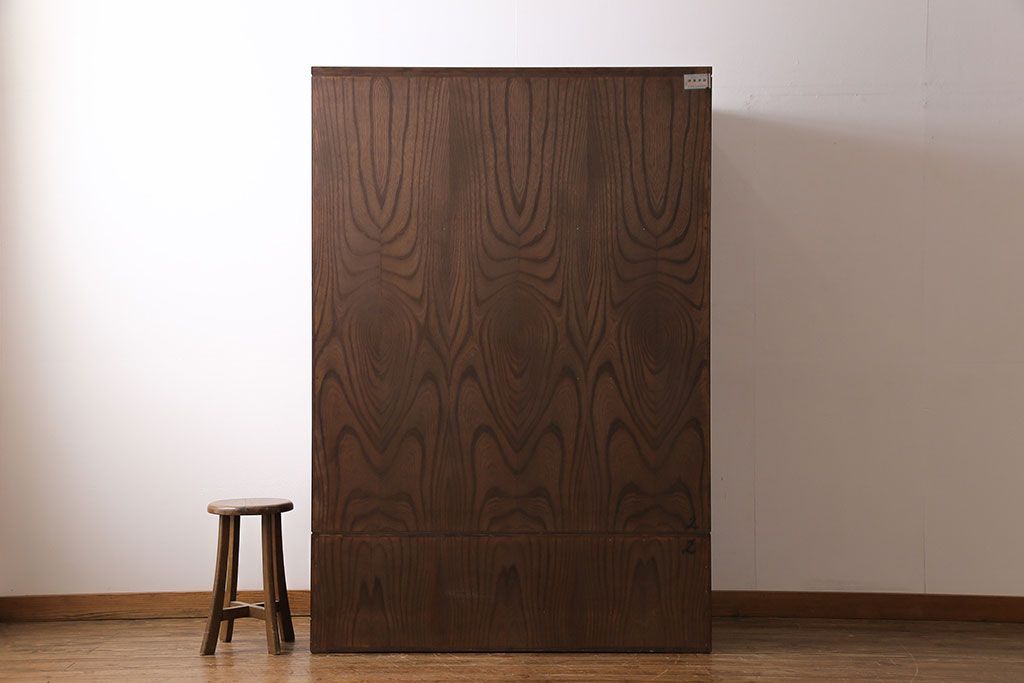 中古　伝統工芸　岩谷堂箪笥　杢目の美しい上質なワードローブ(洋服タンス、洋服箪笥)(定価60万円)