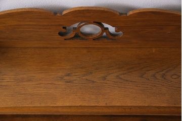 アンティーク家具　イギリスアンティーク　オーク材　シンプルながらも上品な佇まいの本棚(飾り棚、収納棚)