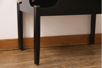 ヴィンテージ家具　G-plan(ジープラン)　北欧ビンテージ　チーク材　BBシリーズ　スタイリッシュなサイドテーブル(コーヒーテーブル)(2)