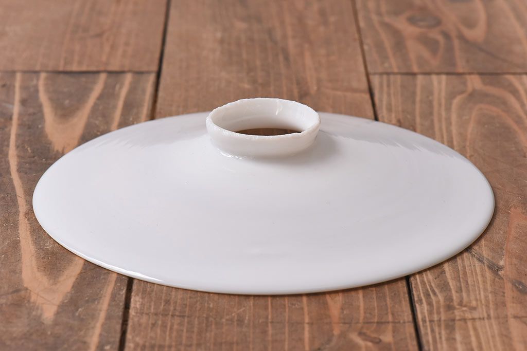 昭和レトロ　ノスタルジックな雰囲気漂う平笠シェードのペンダントライト(電笠、吊り下げ照明、天井照明)(2)