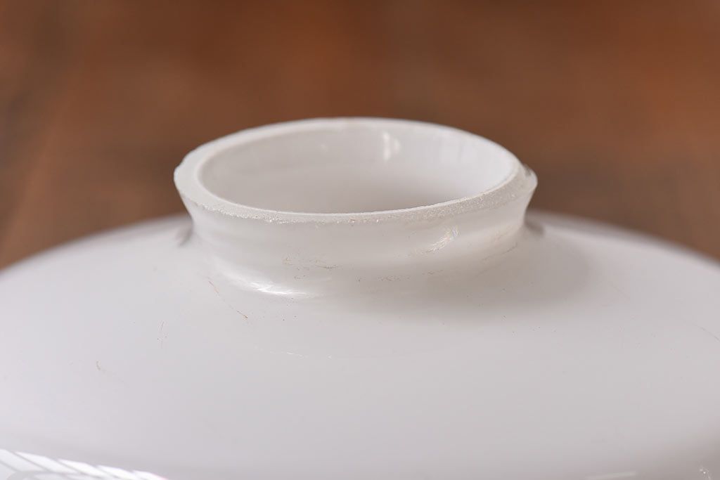 花菱模様の装飾から和の雰囲気漂うシェード(電笠、天井照明)