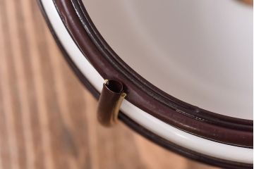 花菱模様の装飾から和の雰囲気漂うシェード(電笠、天井照明)