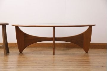 ヴィンテージ家具　G-plan(ジープラン)　北欧ビンテージ　チーク材　ガラストップがおしゃれなコーヒーテーブル(センターテーブル)(2)