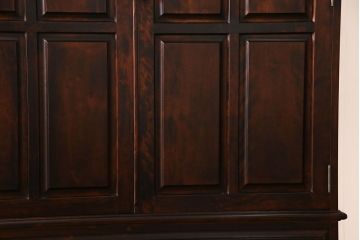 中古　神居民芸　洋室にも馴染みの良い衣装盆付き和タンス(引き出し、箪笥、着物箪笥)