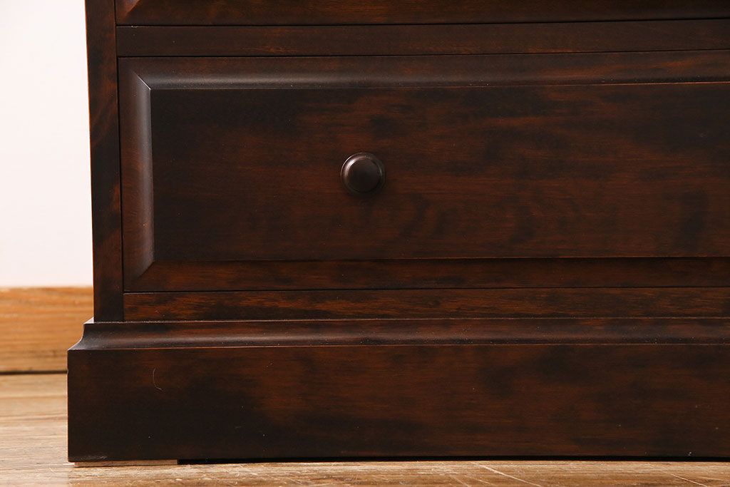 中古　神居民芸　洋室にも馴染みの良い衣装盆付き和タンス(引き出し、箪笥、着物箪笥)