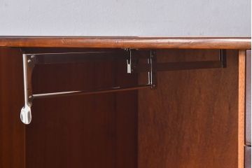 ヴィンテージ家具　G-PLAN(ジープラン)　北欧ビンテージ　チーク材　スモールワードローブ(ハンガー掛け付きキャビネット)