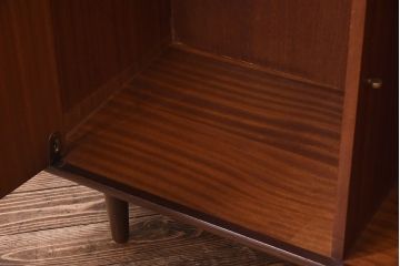 ヴィンテージ家具　G-PLAN(ジープラン)　北欧ビンテージ　チーク材　スモールワードローブ(ハンガー掛け付きキャビネット)