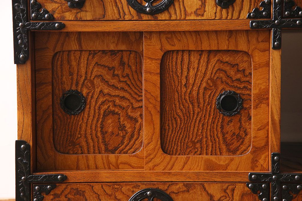 中古　民芸家具　木目が美しい小箪笥(引き出し)