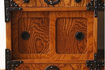 中古　民芸家具　木目が美しい小箪笥(引き出し)