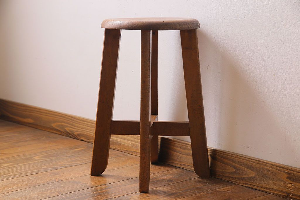 アンティーク雑貨　昭和レトロ　シンプルなデザインのスツール(丸椅子、イス、チェア)