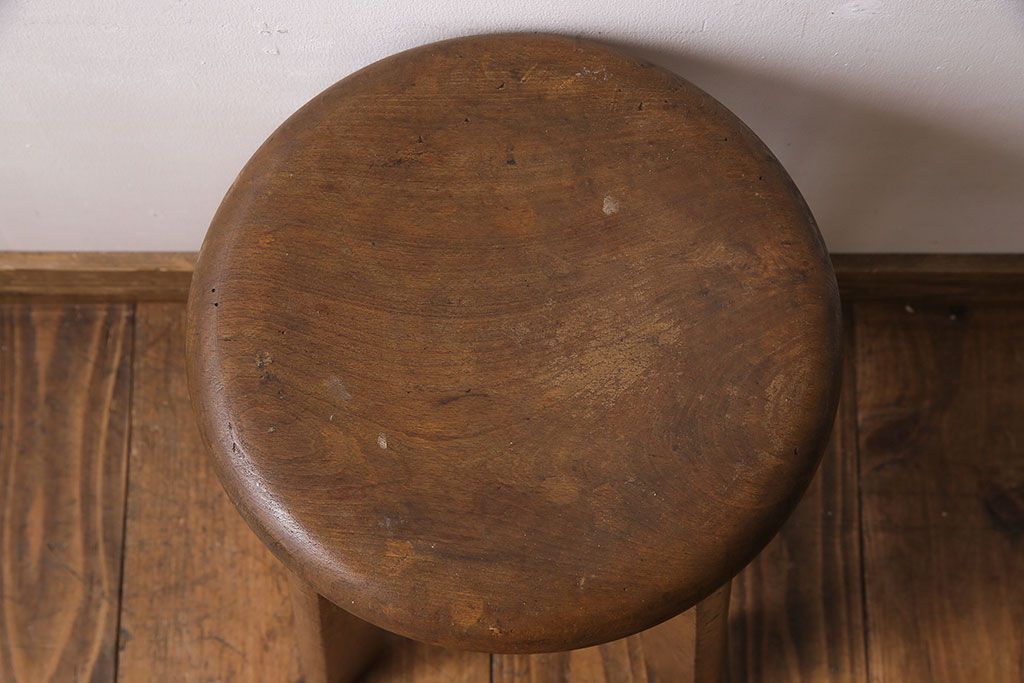 アンティーク雑貨　昭和レトロ　シンプルなデザインのスツール(丸椅子、イス、チェア)